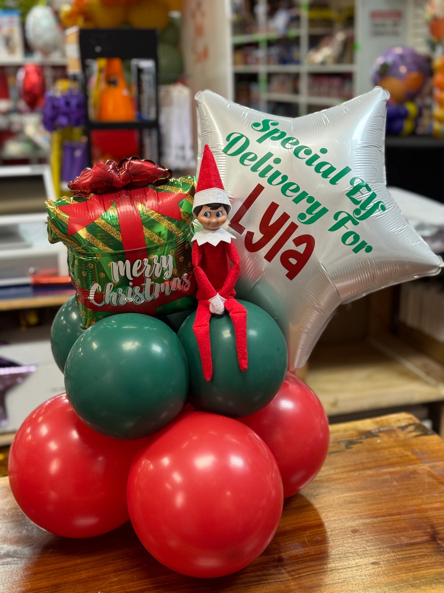 Elf Balloon Stack