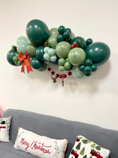 Deck the Halls - DIY 6’ Balloon Garland Kit