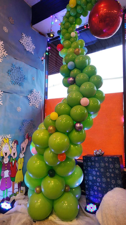 10’ Whoville Balloon Tree