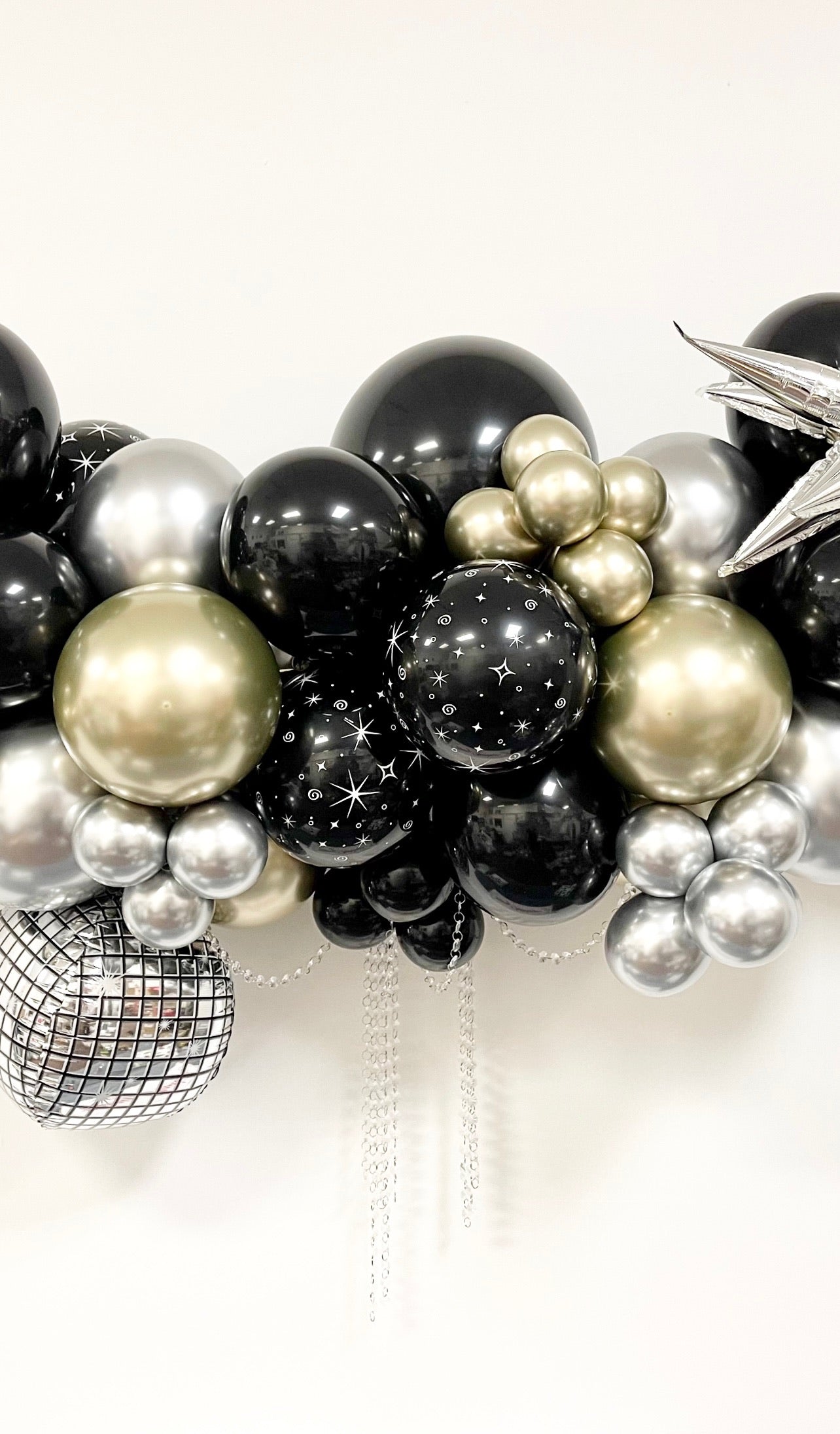 Poppin' NYE - DIY 6' Balloon Garland Kit