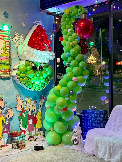 10’ Whoville Balloon Tree