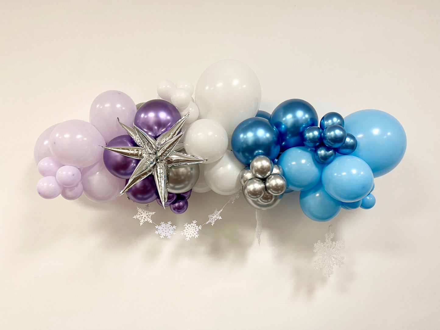 Blizzard - Grab & Go Balloon Garland