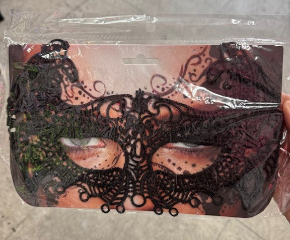 MULTI-COLOR PARTY MASK